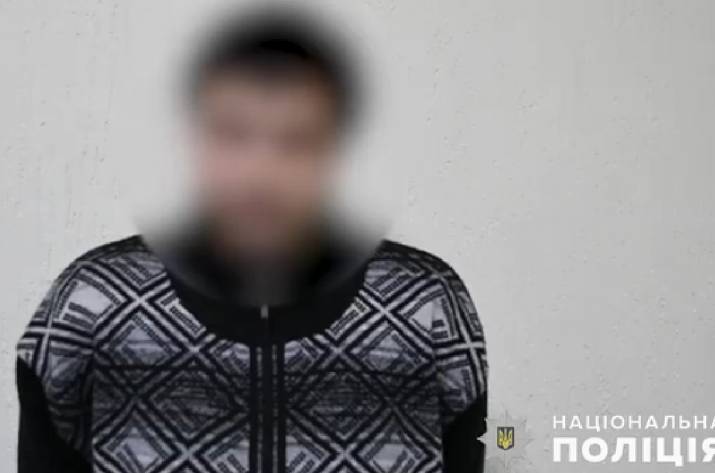 Во время несения службы на одном из блокпостов в Луганской области сотрудники полиции при проверке документов обнаружили и задержали 25-летнего жителя Днепропетровской области, который воевал в рядах