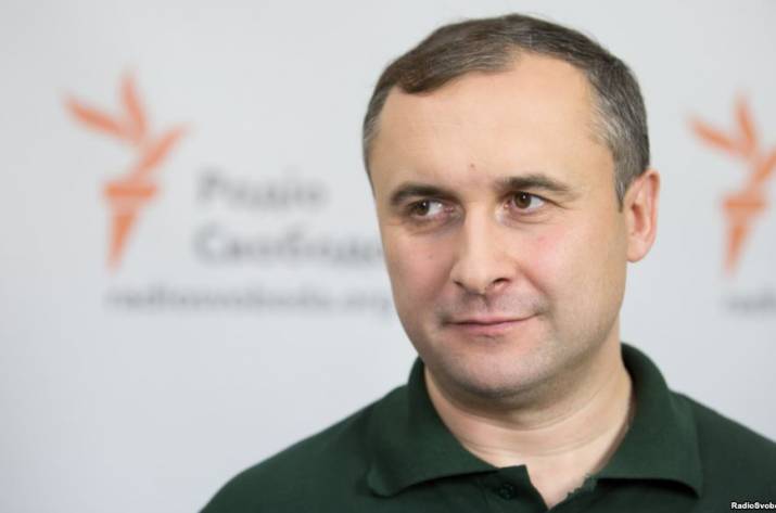 Украинские пограничники отказали в разрешении на въезд в страну российскому журналисту, который работает на канадскую телекомпанию и был аккредитован для освещения выборов президента.