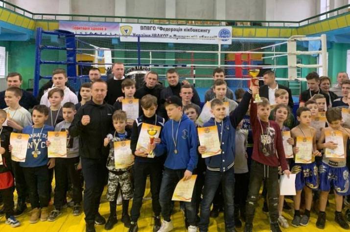 22 та 23 березня в Сєвєродонецьку пройшли відкриті обласні змагання з кікбоксингу ВАКО, у розділі лоу-кік.