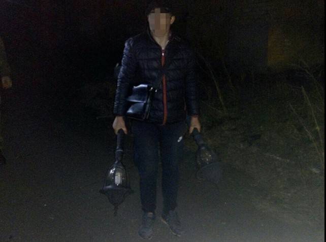 Этой ночью на пульте в Управлении полиции охраны сработала тревожная сигнализация. Через считанные минуты полицейские прибыли на объект и помешали совершению правонарушения.