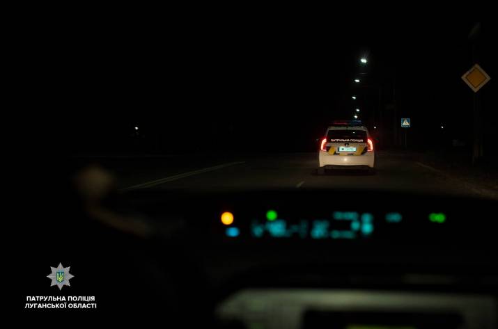 За прошедшие сутки на территории Северодонецка, Лисичанска и Рубежного патрульные получили сообщения о правонарушениях и выезжали на вызовы 15 раз.