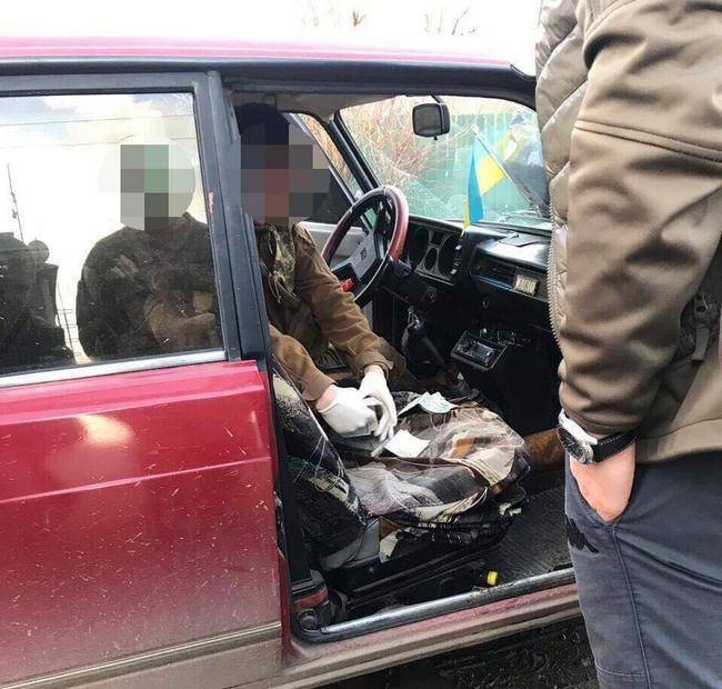 В Луганской области задержан гражданин Украины, предлагавший пограничникам взятку. Об этом сообщает Госпогранслужба Украины.