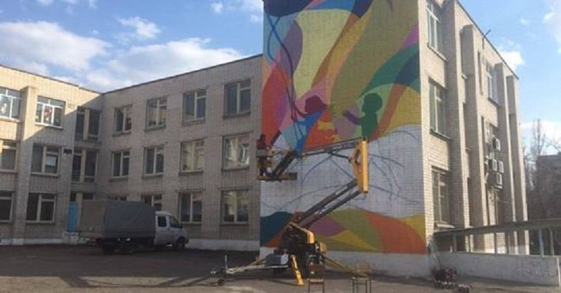 В Северодонецке создают новую серию муралов (фото)