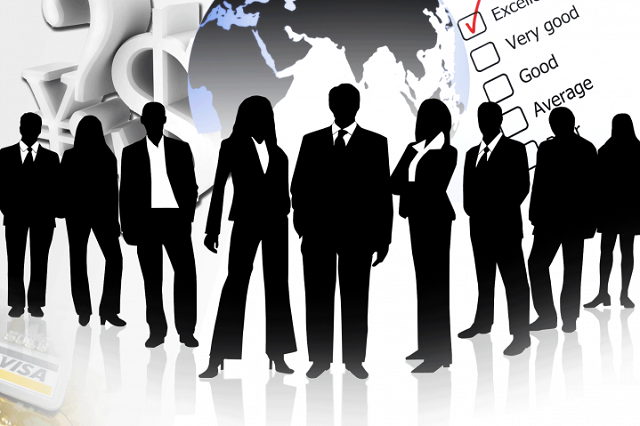 Дехто, мов мантру, повторює, що нам потрібні нові обличчя в політиці. Та ще й молоді, освічені й енергійні. Так, наче зараз ці обличчя «старі». Але давайте поглянемо хоча б на склад нинішнього Кабінет