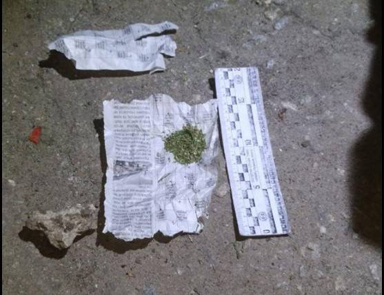 По улице Автомобилистов в Лисичанске инспекторы остановили автомобиль, который двигался с нарушением ПДД.