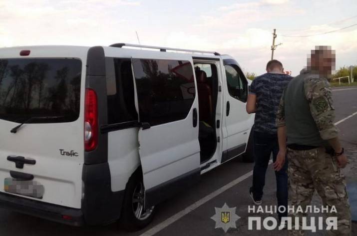 Во время Всеукраинской недели безопасности дорожного движения сотрудники сектора реагирования патрульной полиции на блокпосту в городе Сватово задокументировали факт незаконной эксплуатации транспортн