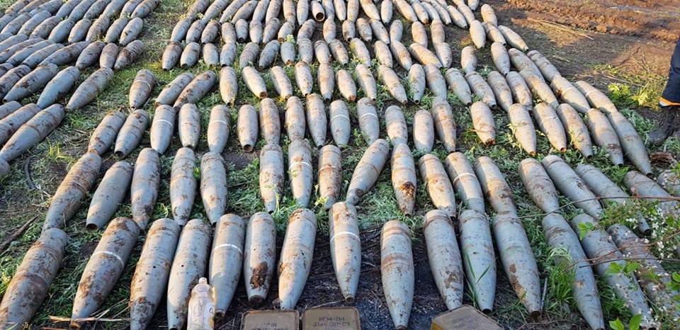 У межах протидії незаконному обігу зброї співробітники Служби безпеки України виявили на Луганщині схрон із великокаліберними засобами ураження. Про це повідомляє прес-служба відомства.