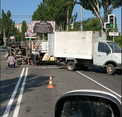 В оккупированной Макеевке, что на Донетчине, случилось масштабное ДТП. Об этом очевидцы пишут в соцсетях.
