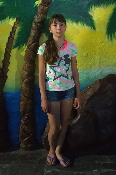 Сегодня, 25 июня, в 07:00 в Лисичанске ушла из дома 13-летняя девочка и назад не вернулась