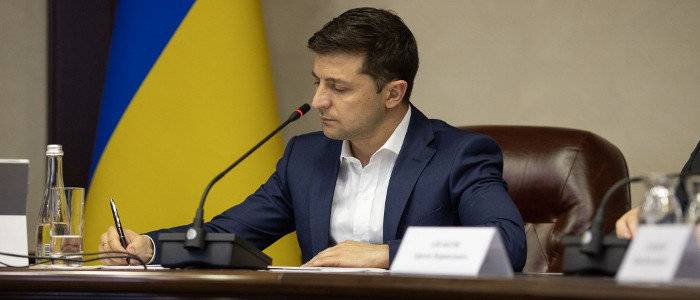 Президент Украины Владимир Зеленский подписал указ о предоставлении гражданства иностранцам, которые принимали участие в защите территориальной целостности, суверенитета и независимости нашей страны.