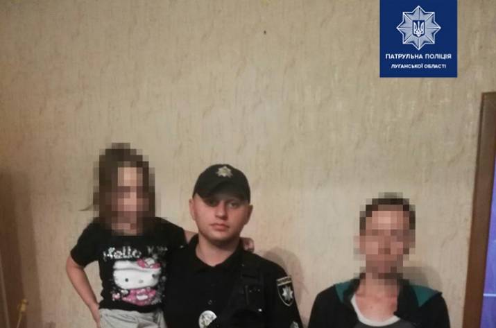 16 июля северодонецким патрульным поступила информация о том, что на улице Гагарина мужчина обнаружил четырехлетнего ребенка, который потерялся.