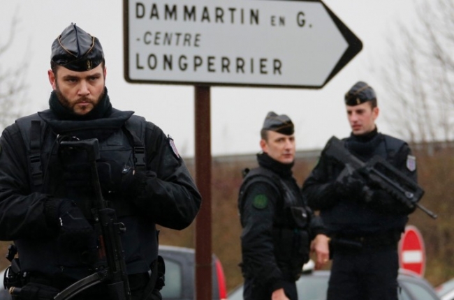 париж террористы