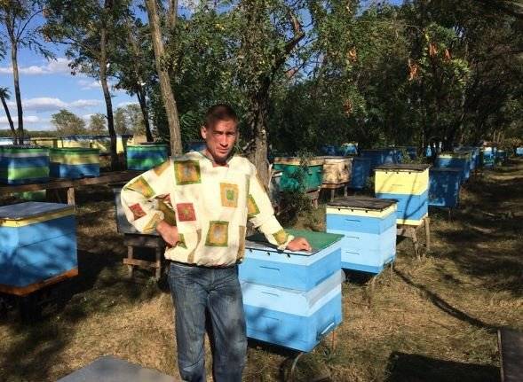 Александр Жадан из Новопскова стал предпринимателем в прошлом году – основал собственную торговую марку, чтобы выгодно продавать мед и продукты пчеловодства.