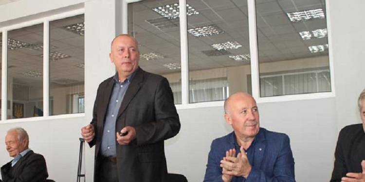 Конфликт Хортива и Чернецова: комментарий депутата Рубежанского горсовета