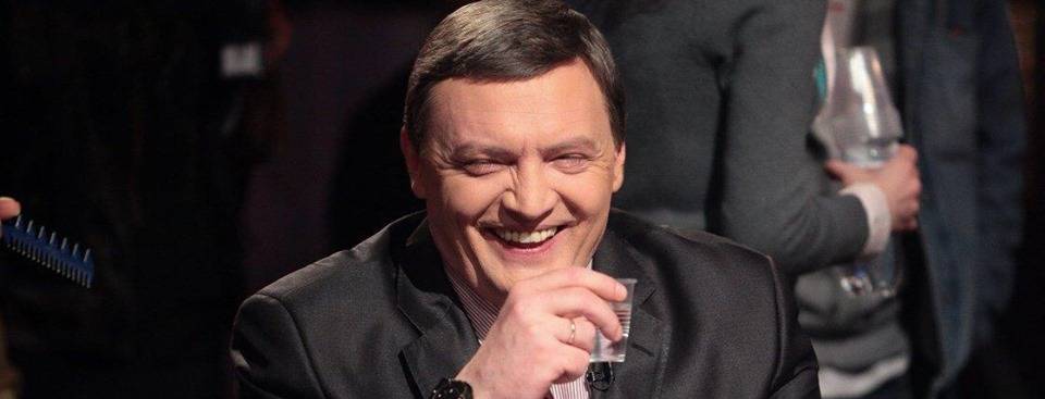 Сам по себе взяточный зам/министра Грымчак ничто. Классическое мимолетное провинциальное зло. Злобное и хамское. Обязательно - крикливое и понтовое (пока по зубам не получил). Но все/таки он - идеальн