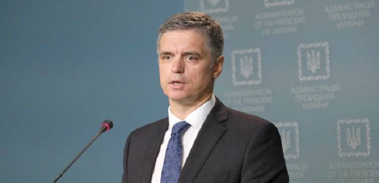 Обязательства, взятые Украиной в соответствии с Минскими соглашениями, не предусматривают особого статуса для Донбасса, о котором говорит Москва, ссылаясь на «формулу Штайнмайера».