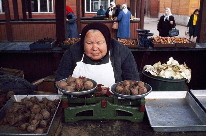 Так, друзья, сегодня будет большой и очень интересный пост на тему реальной жизни в СССР — в посте будет множество фотографий, сделанных во время путешествий по Союзу американским фотографом Дином Кон