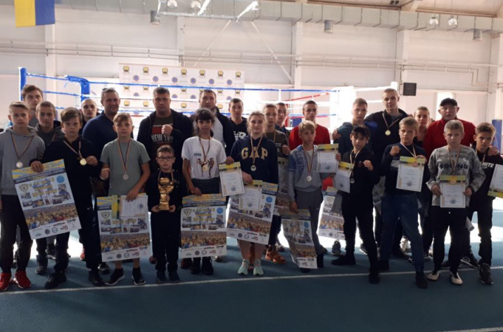 11 – 14 октября 2019 года в г. Бахмут Донецкой области состоялся открытый чемпионат Украины по кикбоксингу WAKO среди спортивных клубов и ДЮСШ. Турнир получился замечательным, ярким, а также удивитель