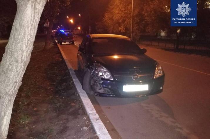 15 октября, примерно в 20:00, на улице Богдана Хмельницкого в Рубежном случилась авария.