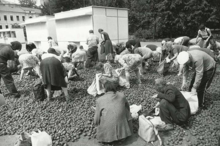 С чем люди остались после СССР