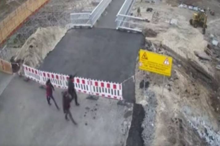 История с лавочкой в Станице Луганской: журналист раскритиковал СМИ за неподтвержденные заголовки