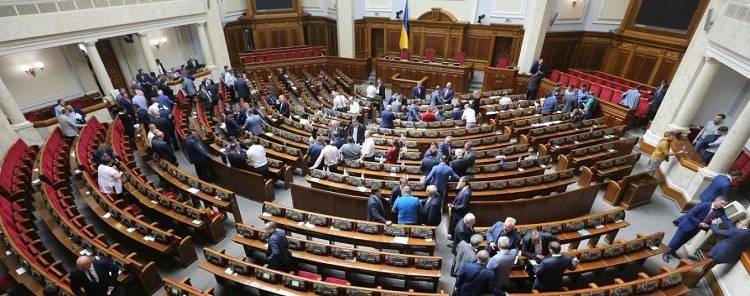 После встречи лидеров «нормандской четверки», которая запланирована на 9 декабря, у Верховной Рады будет четыре дня для принятия закона об «особом статусе» Донбасса. Об этом говорится в календаре рабо