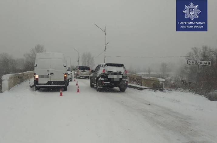 В Северодонецке, Лисичанске и Рубежном зафиксировали 10 аварий за утро.