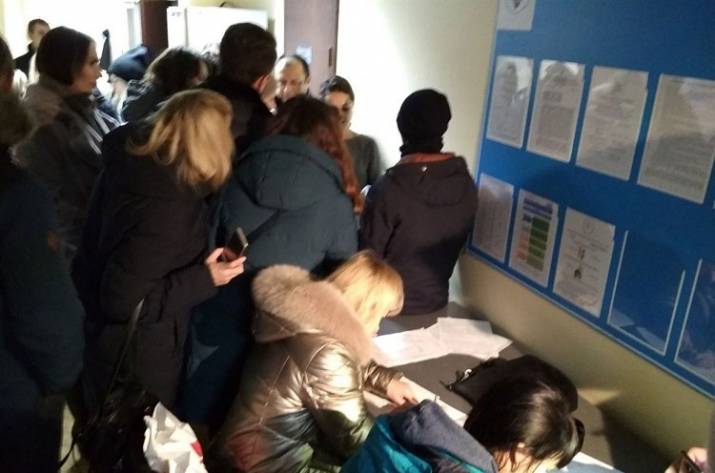 Юлия Божко – журналистка из Донецка, которая сейчас живет в Киеве попыталась подать заявку на участие в программе «Ипотека под 3%», передают «Свои».