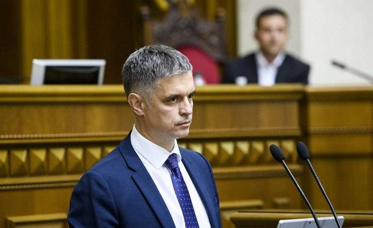 Украина может вернуться к идее размещения миротворцев ООН на временно оккупированных территориях Донецкой и Луганской областей, если все возможности «Минска» себя исчерпают.