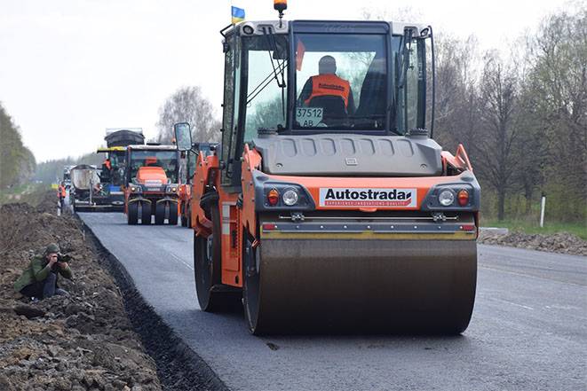 Долгое время жители Станично-Луганского района и оккупированных территорий имели неудобства, а иногда и препятствия, при передвижении в Северодонецк вследствие неудовлетворительного состояния дорог.