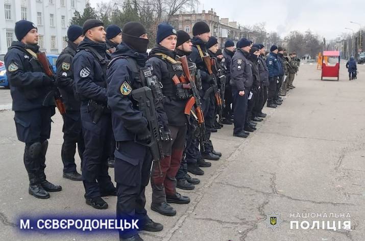 Накануне рождественских праздников правоохранители Луганщины заступили на усиленное патрулирование.