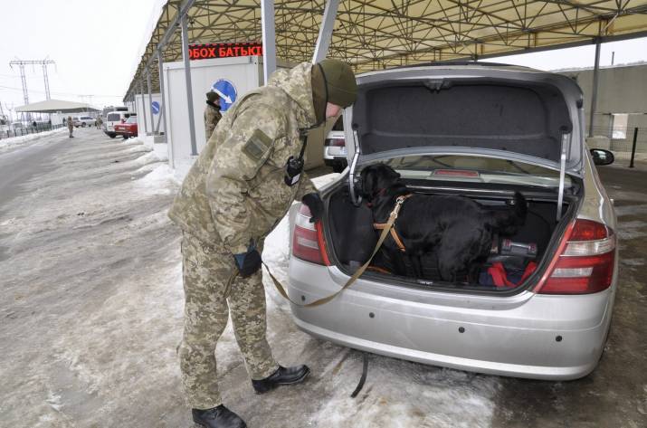 Сегодня, 23 января, все КПВВ работают по зимнему графику в штатном режиме, с 08:00 до 17:00.