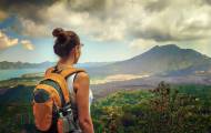 турист с рюкзаком