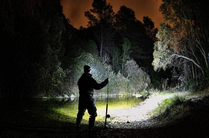 фонарь для рыбалки