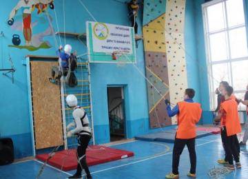 На днях в Сватово состоялся чемпионат Луганской области по спортивному туризму среди юношей и взрослых.