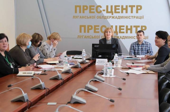 В Рубежном и Кременной планируется открыть специализированные приюты для лиц, пострадавших от домашнего насилия.