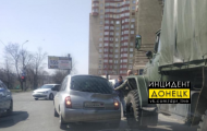 Сегодня, 26 марта, в Донецке  произошла авария с участием «военных».