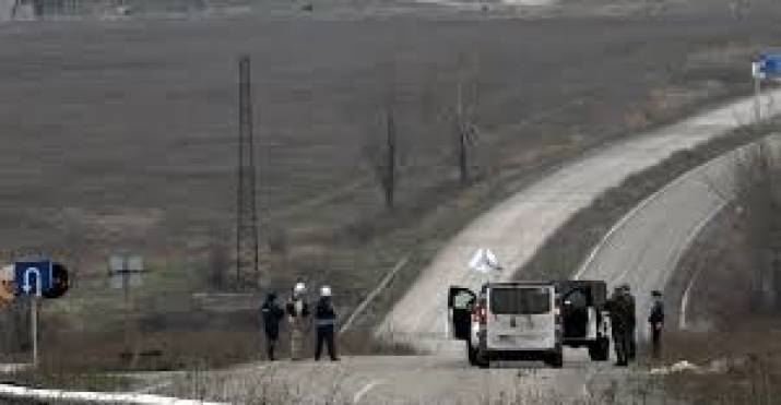 Наблюдатели Специальной мониторинговой миссии ОБСЕ продолжают следить за ситуацией на контрольных пунктах въезда-выезда в Донецкой и Луганской областях.