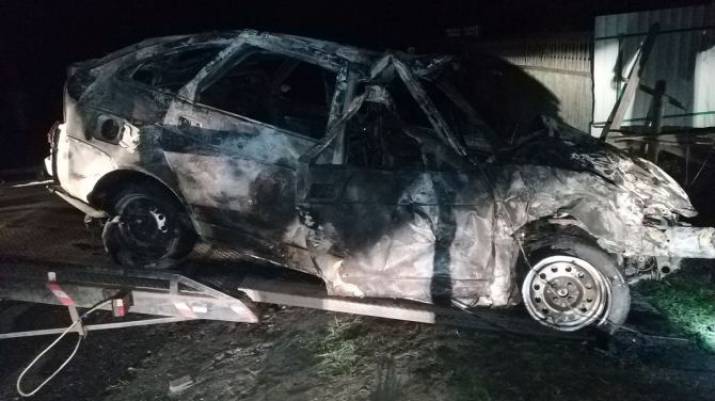 В Луганской области 17-летняя девушка заживо сгорела в ДТП