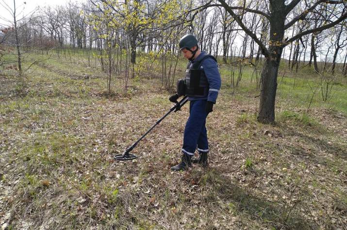 За прошедшие сутки, 16 апреля, в Попаснянском районе проверили 8,5 га местности, где обнаружили боеприпасы.