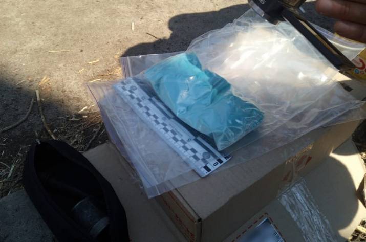 В Рубежном разоблачили наркозакладчика. Ему грозит от четырех до восьми лет лишения свободы.