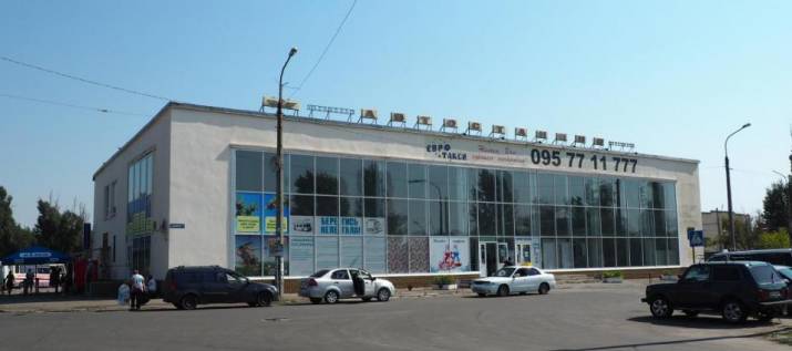 В Северодонецке, вблизи автовокзала, местная жительница обнаружила гранату.