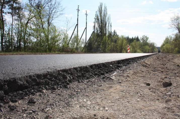 Ремонт дороги от Станицы Луганской в Северодонецк идет по плану, согласно графику.