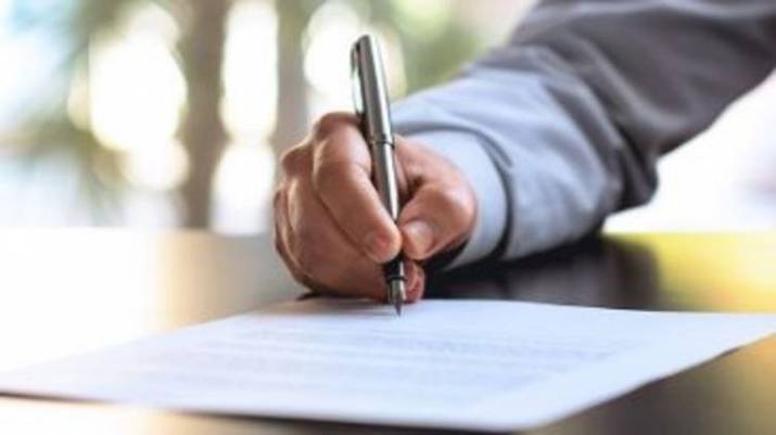 В Гоструда разъяснили нюансы получения отпуска за свой счет в связи с карантином у детей.