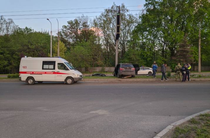 В оккупированном Донецке случилось ДТП с пострадавшими.