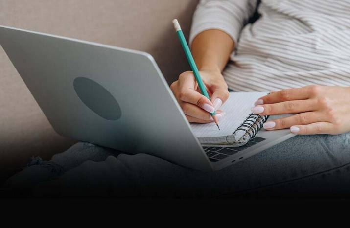 Навыки, которые могут спасти жизни, теперь можно получить, не выходя из собственного дома!В связи с угрозой распространения короновируса Центр психосоциального сопровожденияг.Счастье предоставляет сво