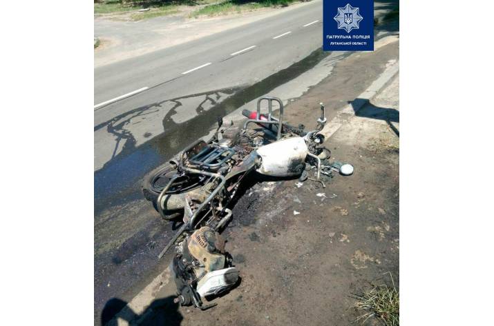 Вчера, 11 июня, около 13:00 на перекрестке улиц Гагарина и Автомобильная столкнулись автомобиль