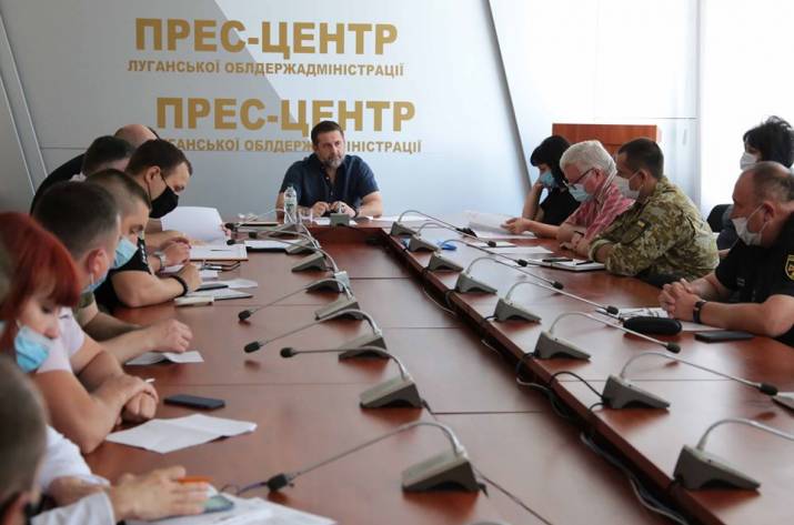 Карантинные ограничения в Луганской области остаются на ранее установленном уровне.