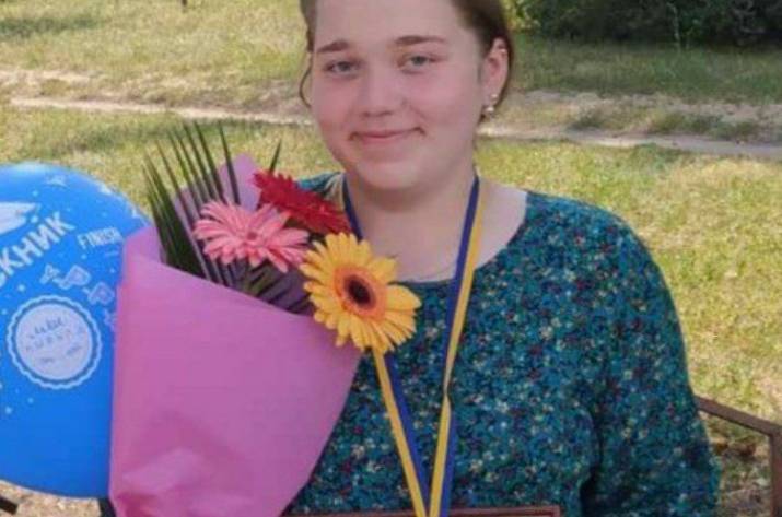 В Луганской области всего два человека написали ВНО по истории на 200 баллов, одной из них стала жительница Рубежного - Милена Карпенко.