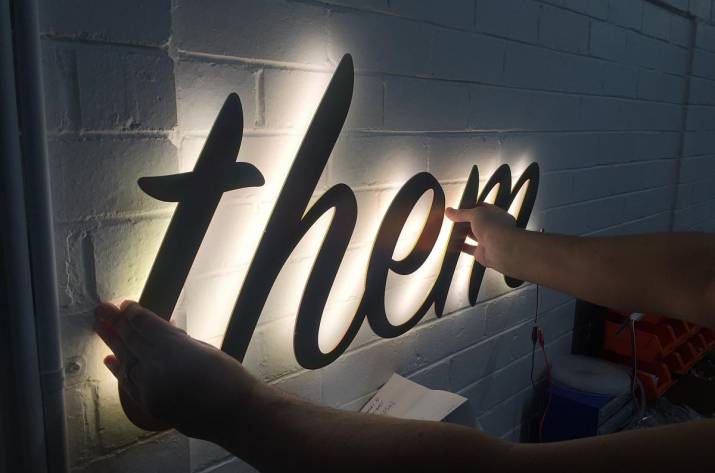 буквы с контражуром